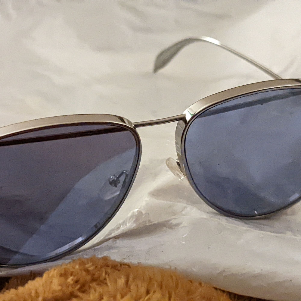 Sunglasses Alexander McQueen